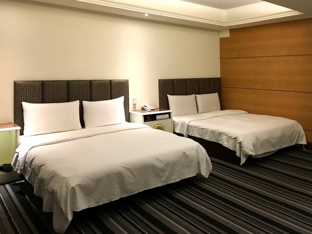 Zaw Jung Business Hotel Taichung Luaran gambar