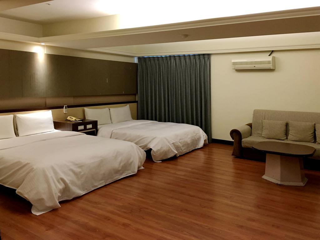Zaw Jung Business Hotel Taichung Luaran gambar
