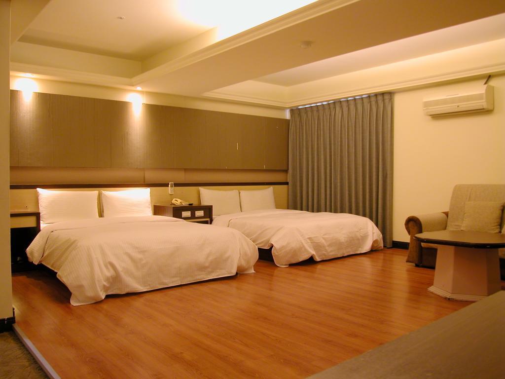 Zaw Jung Business Hotel Taichung Luaran gambar